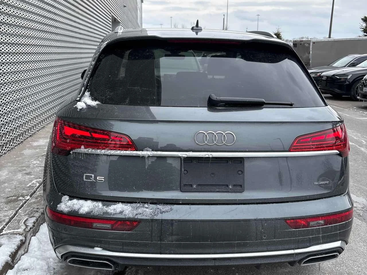 Audi Q5 * Progressiv * ПОДГРЕВИ* KEYLESS* CARFAX, снимка 17 - Автомобили и джипове - 54197322