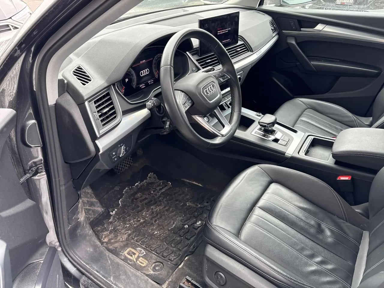 Audi Q5 * Progressiv * ПОДГРЕВИ* KEYLESS* CARFAX, снимка 5 - Автомобили и джипове - 54197322