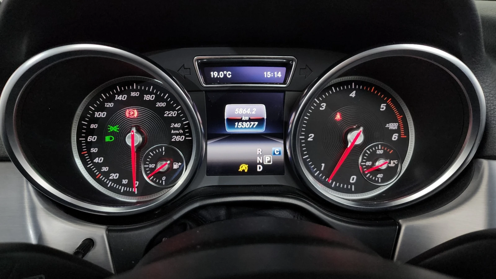 Mercedes-Benz GLE 350 d 4MATIC* ПОДГРЕВ* ОБДУХВАНЕ* PANORAMA, снимка 6 - Автомобили и джипове - 54986707