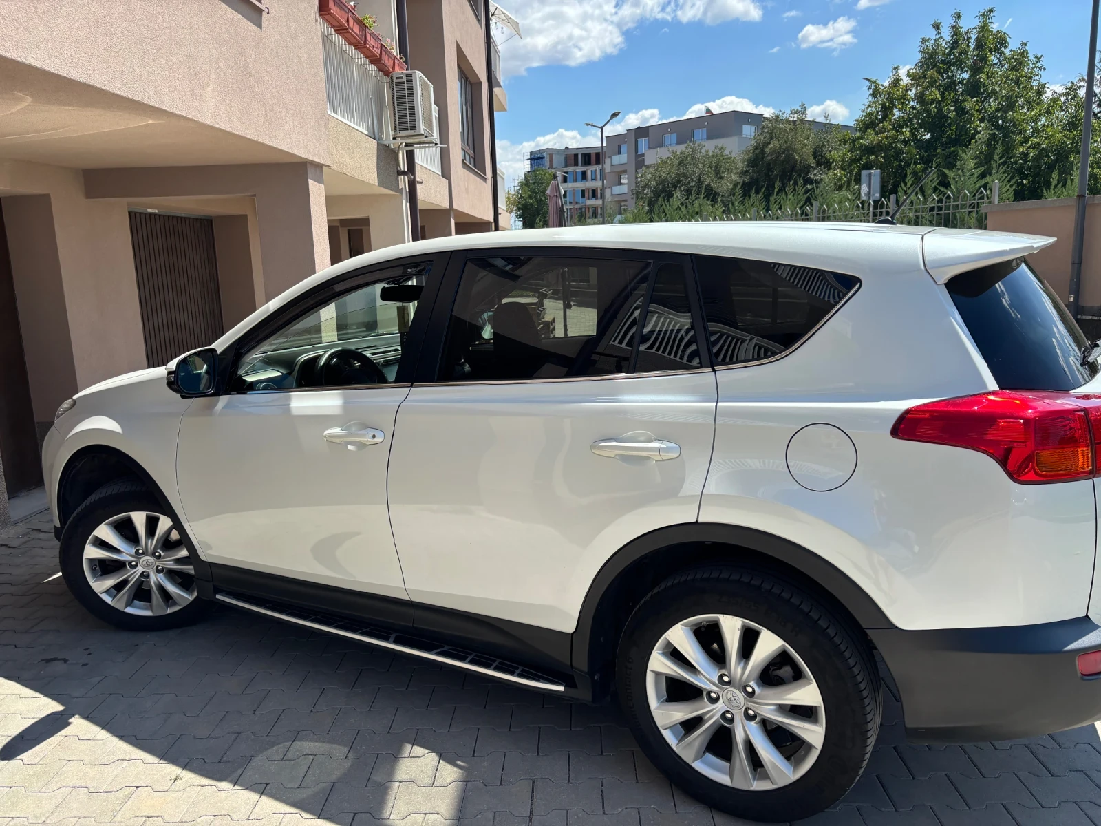 Toyota Rav4 2.2, снимка 6 - Автомобили и джипове - 55671987