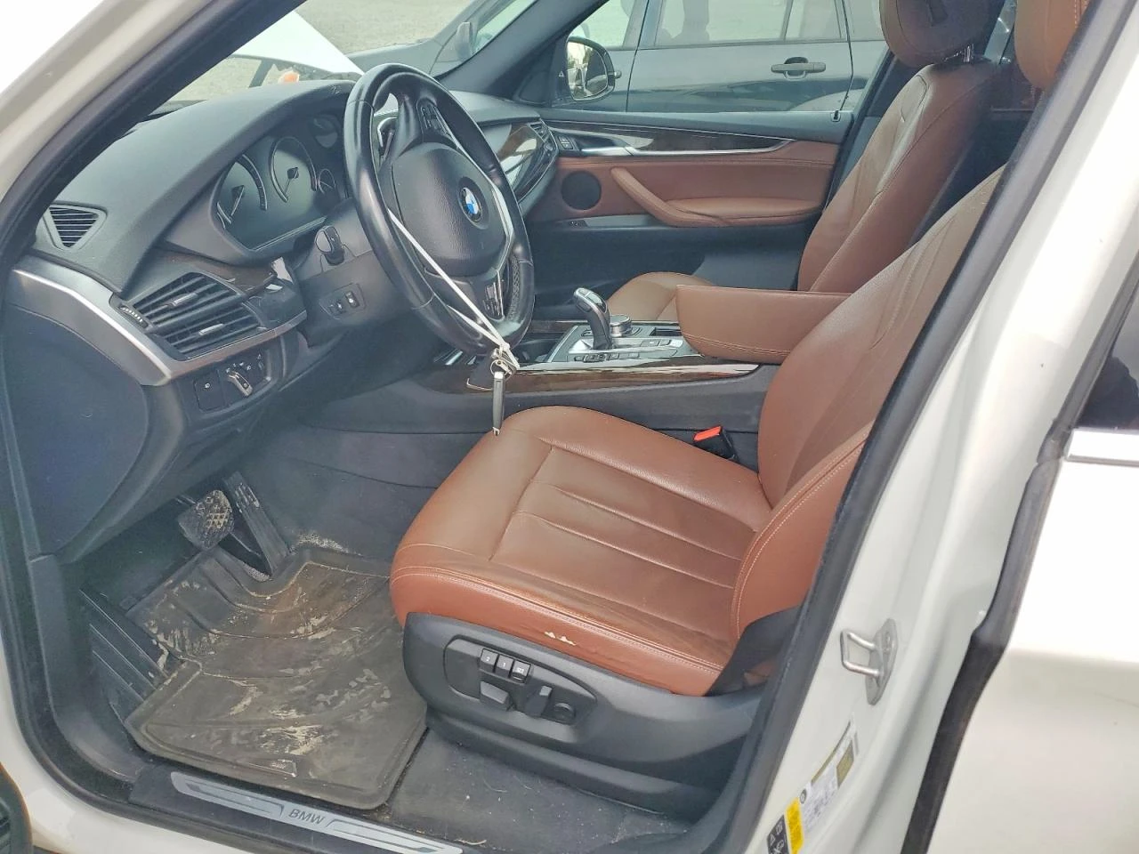 BMW X5 3.0l xDrive35I, снимка 7 - Автомобили и джипове - 56340377