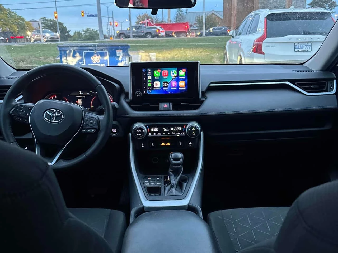Toyota Rav4 * XLE * CARFAX * ����� �� ����������� | Mobile.bg � ����������� 9