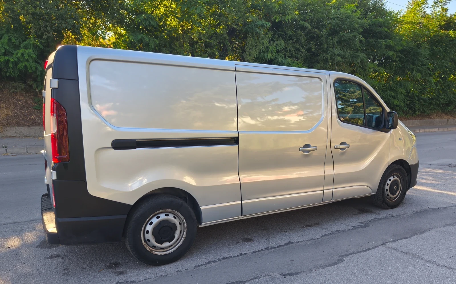 Renault Trafic 2.0/DCI* /145k.s/10000км/Хладилен/Euro 6D/TOP - изображение 6