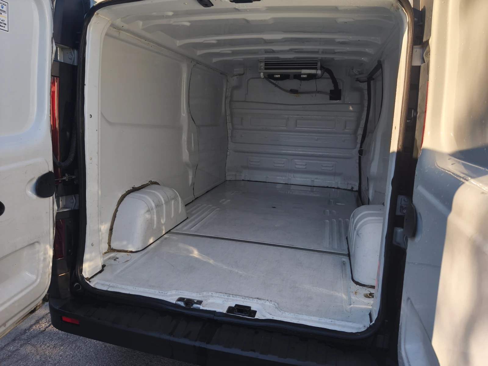 Renault Trafic 2.0/DCI* /145k.s/Хладилен/Euro 6D/10000км - изображение 3