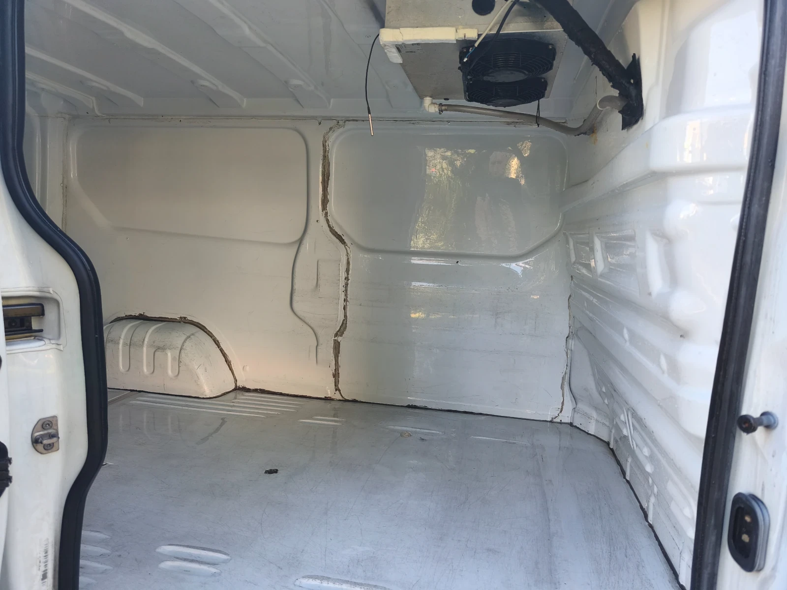 Renault Trafic 2.0/DCI* /145k.s/10000км/Хладилен/Euro 6D/TOP - изображение 10