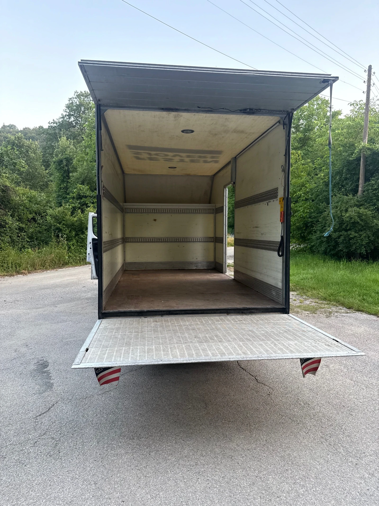 Iveco Daily 35-17, снимка 14 - Бусове и автобуси - 55156595