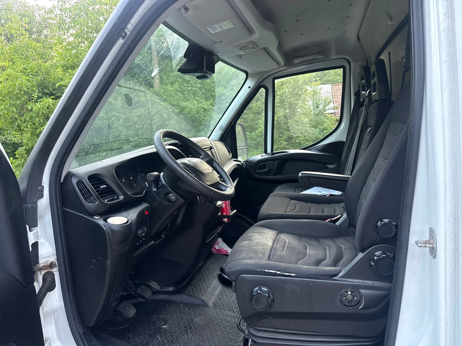Iveco Daily 35-17, снимка 13 - Бусове и автобуси - 55156595