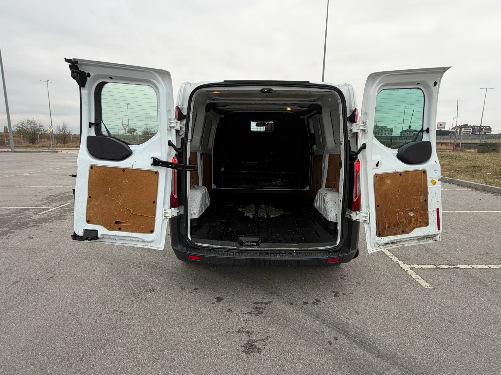 Ford Transit Custom, снимка 9 - Бусове и автобуси - 56729385