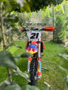     Ktm SX-F    /    