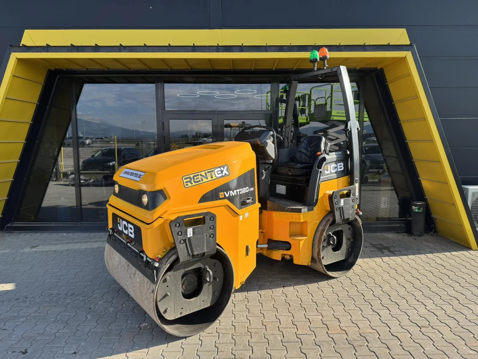����� JCB VMT380-130 3800 ��. , 2015 �. | Mobile.bg � ����������� 3