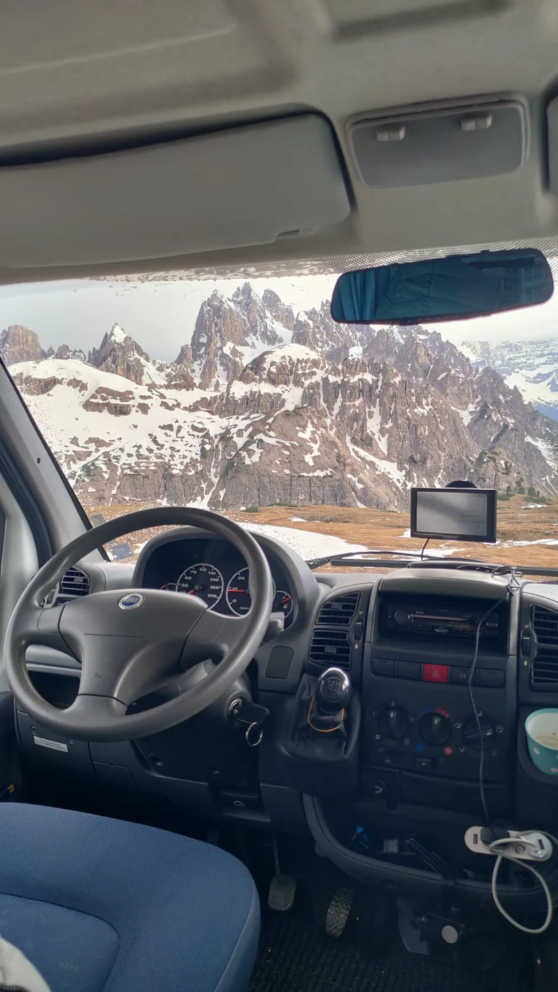 Кемпер HYMER / ERIBA 494, снимка 11 - Каравани и кемпери - 52408555