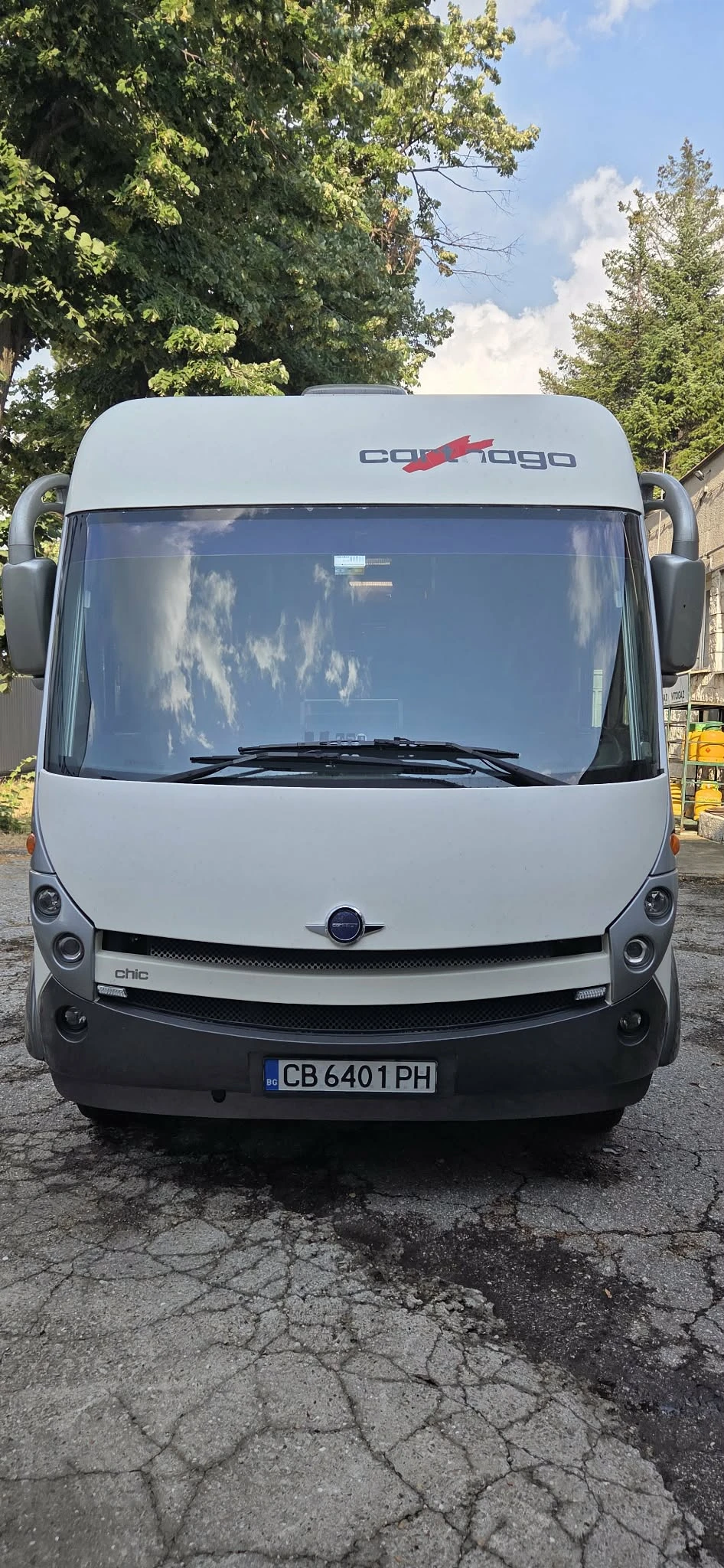 Кемпер Carthago E , снимка 2 - Каравани и кемпери - 55886297