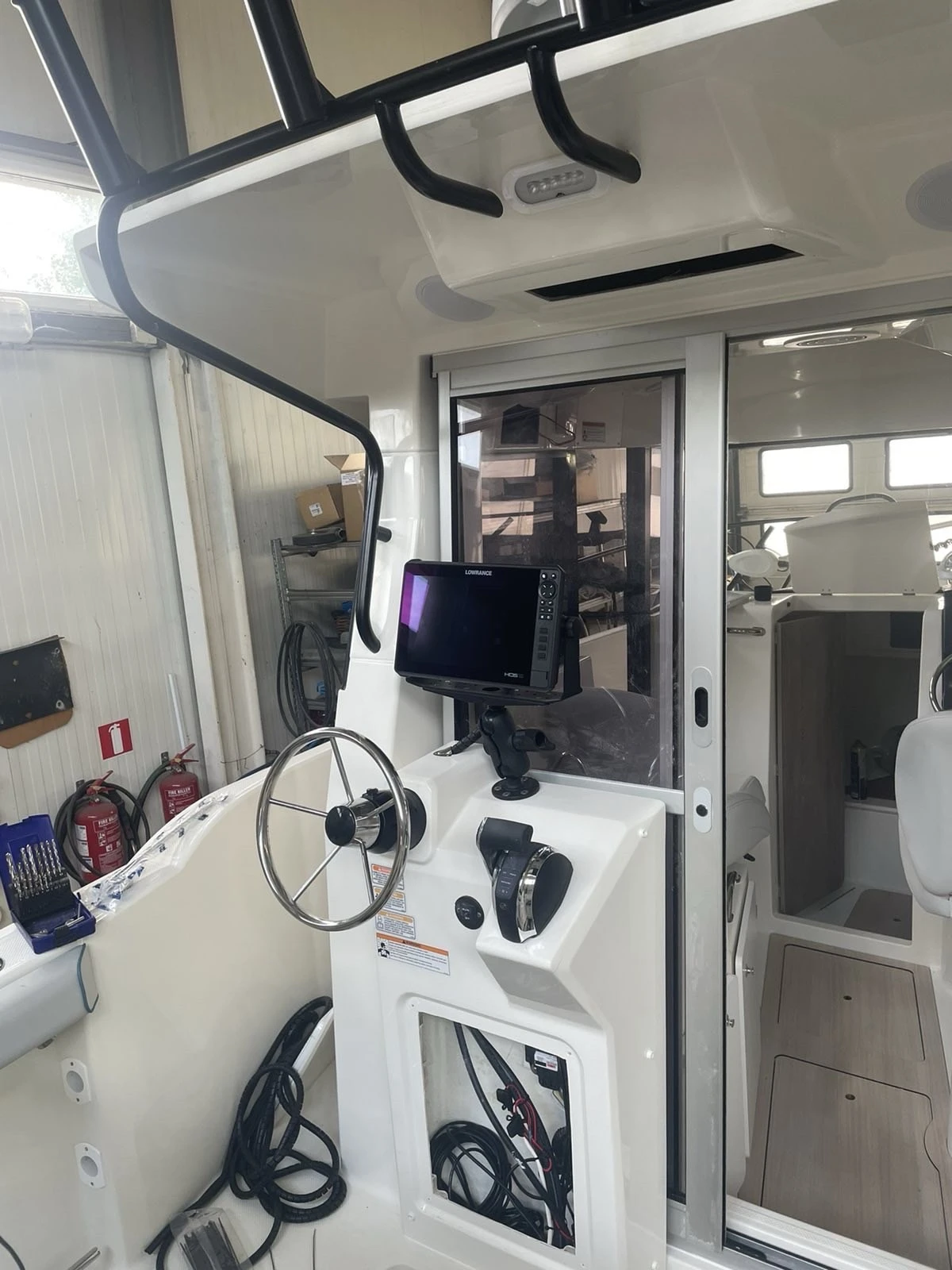 ����� Quicksilver 705 Pilothouse | Mobile.bg � ����������� 5