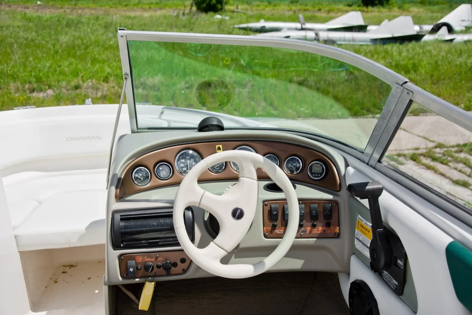 Моторна яхта Chaparral 1800 SS, снимка 10 - Воден транспорт - 55650899