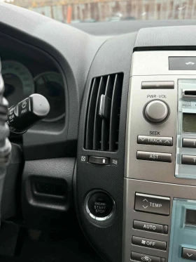 Лайсни около радиото за Корола Версо 2004-2009г, снимка 1