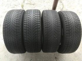 Гуми Зимни 225/65R17, снимка 1 - Гуми и джанти - 45864181