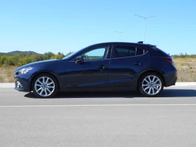 Mazda 3 2.2D * Distronic * Head-Up * Keyless * Автомат - изображение 8