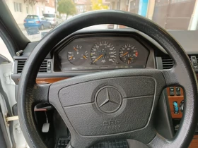 Mercedes-Benz E 200, снимка 10