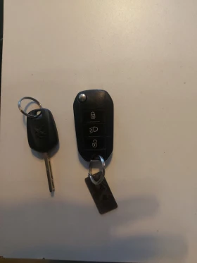 Peugeot 208 Pure Tech, снимка 11