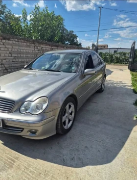 Mercedes-Benz C 220, снимка 3