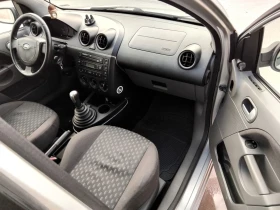 Ford Fiesta 1.4i.80k + КЛИМА + ГАЗОВ ИНЖЕКЦИОН , снимка 12 - Автомобили и джипове - 53626673
