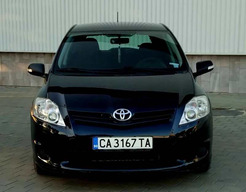 Toyota Auris 144000км, снимка 1 - Автомобили и джипове - 47467990