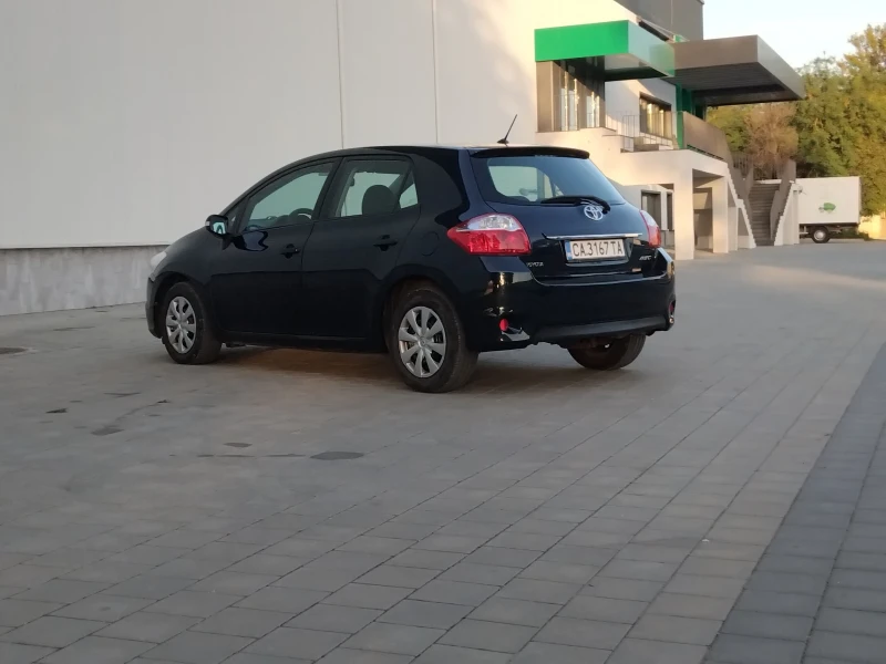 Toyota Auris 144000км, снимка 6 - Автомобили и джипове - 47467990