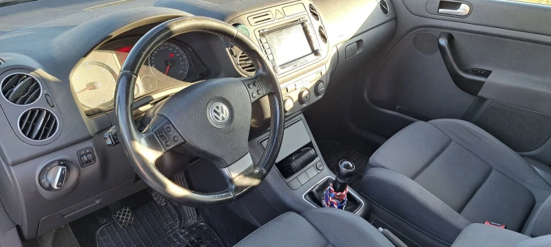 VW Golf Plus, снимка 7 - Автомобили и джипове - 47990796