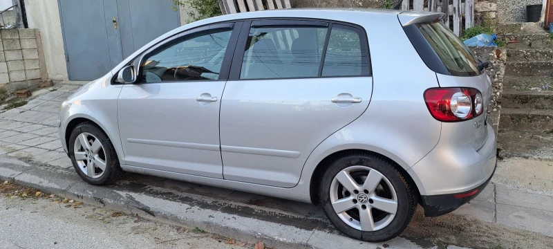 VW Golf Plus, снимка 3 - Автомобили и джипове - 47990796