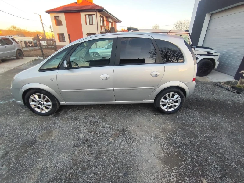 Opel Meriva, снимка 10 - Автомобили и джипове - 48440409