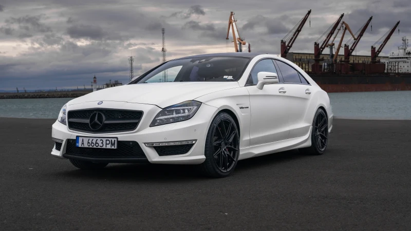 Mercedes-Benz CLS 63 AMG, снимка 2 - Автомобили и джипове - 48504163