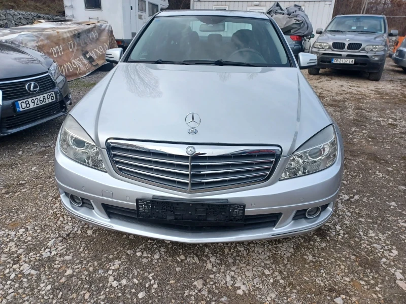 Mercedes-Benz C 220, снимка 2 - Автомобили и джипове - 49401368