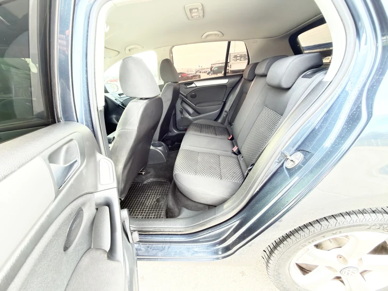 VW Golf 2.0TDI, снимка 6 - Автомобили и джипове - 53063702