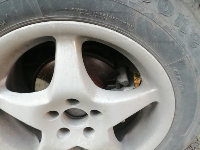 VW Golf, снимка 4 - Автомобили и джипове - 53141685