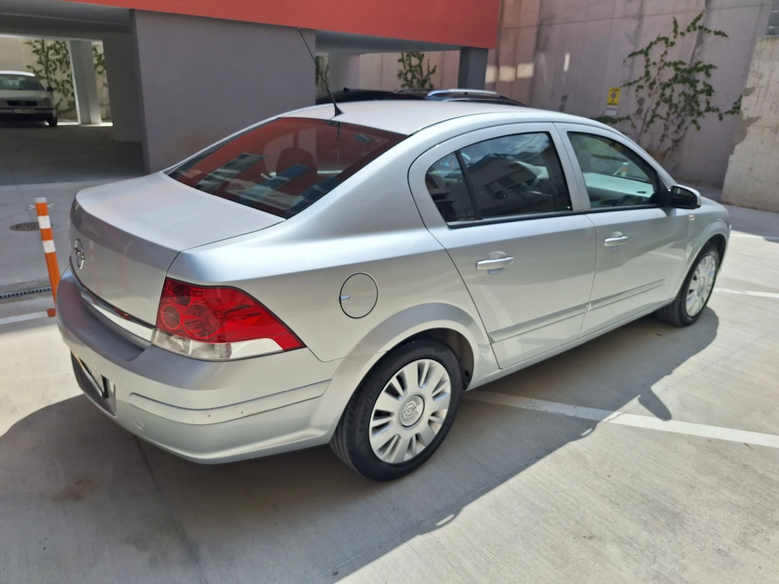 Opel Astra  - изображение 7