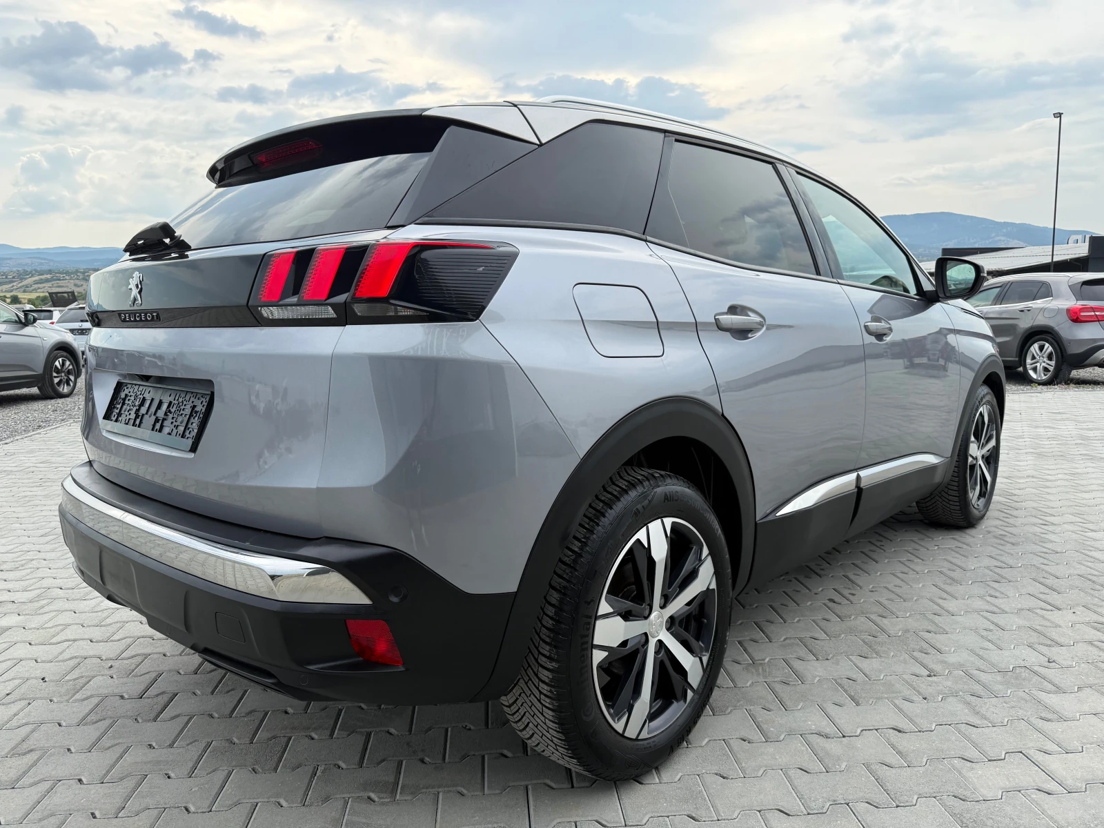 Peugeot 3008 1.6 hdi 120 ks Собствен лизинг !!! - изображение 5