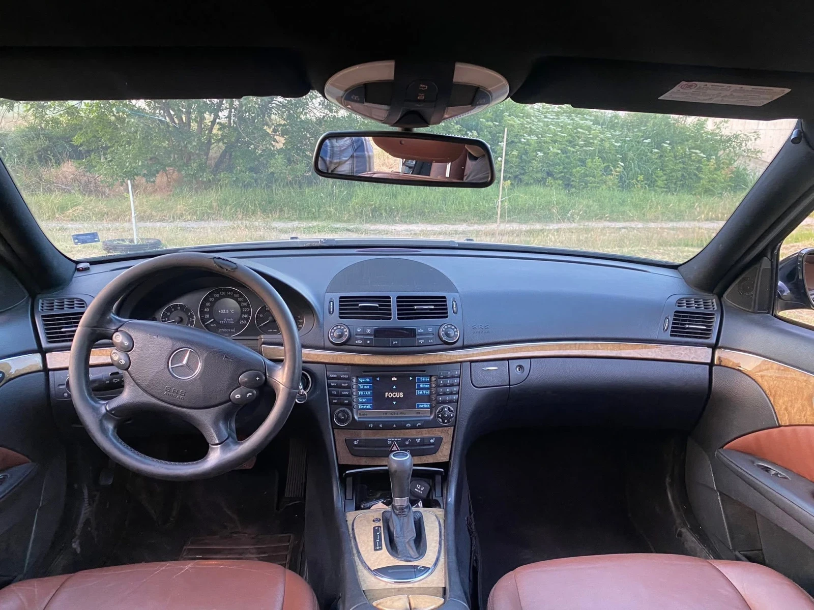 Mercedes-Benz E 320 224кс. Нов внос! - изображение 5