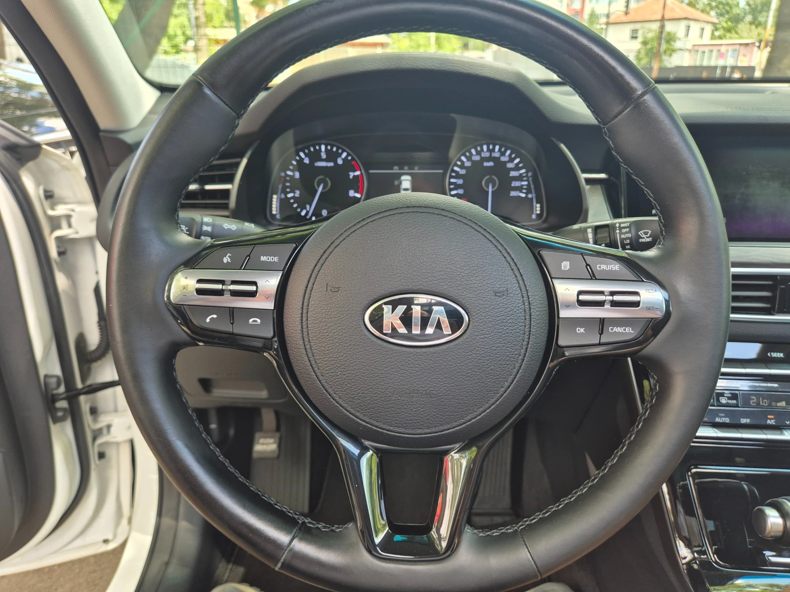 Kia K7 Панорама 3.0cm3 LPG - изображение 10