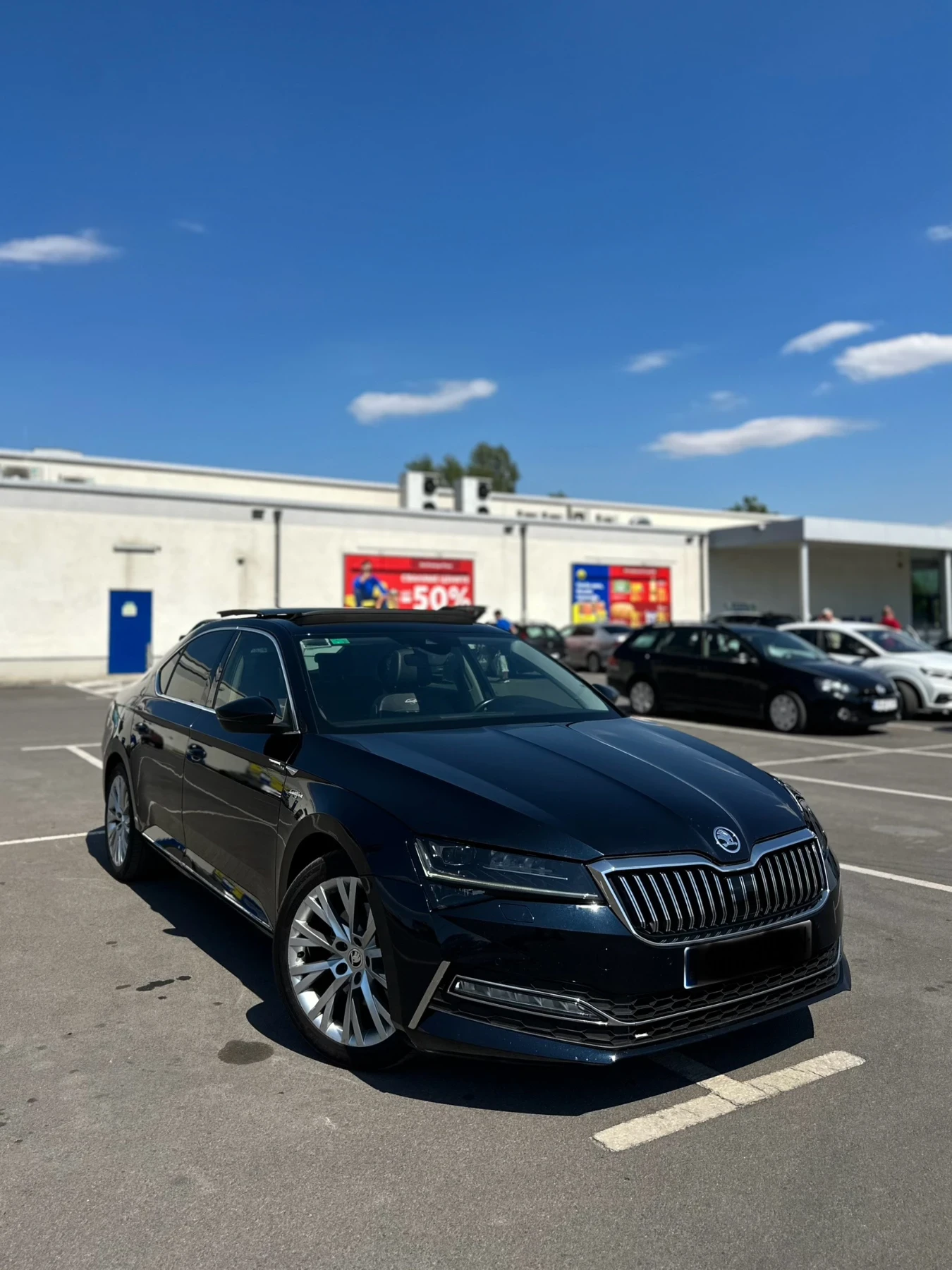 Skoda Superb 2.0TDI L&K - изображение 3