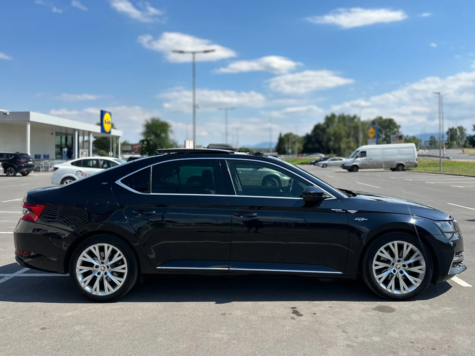 Skoda Superb 2.0TDI L&K - изображение 4