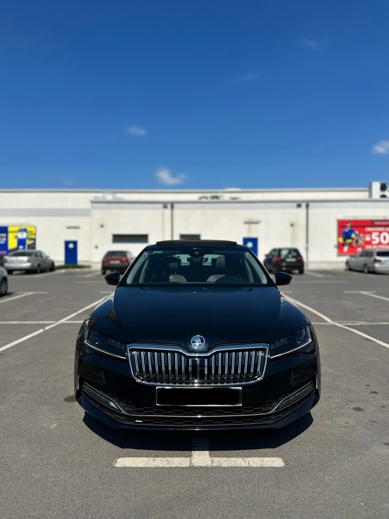 Skoda Superb 2.0TDI L&K - изображение 2