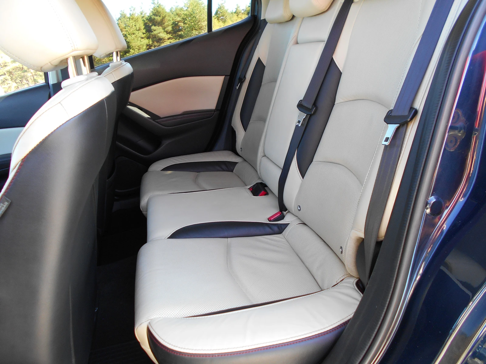 Mazda 3 2.2D * Distronic * Head-Up * Keyless *  | Mobile.bg   11