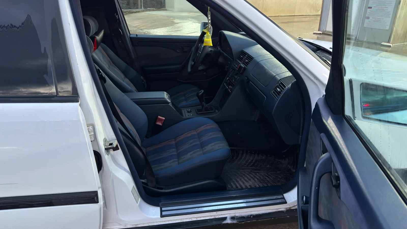 Mercedes-Benz C 180 | Mobile.bg � ����������� 12