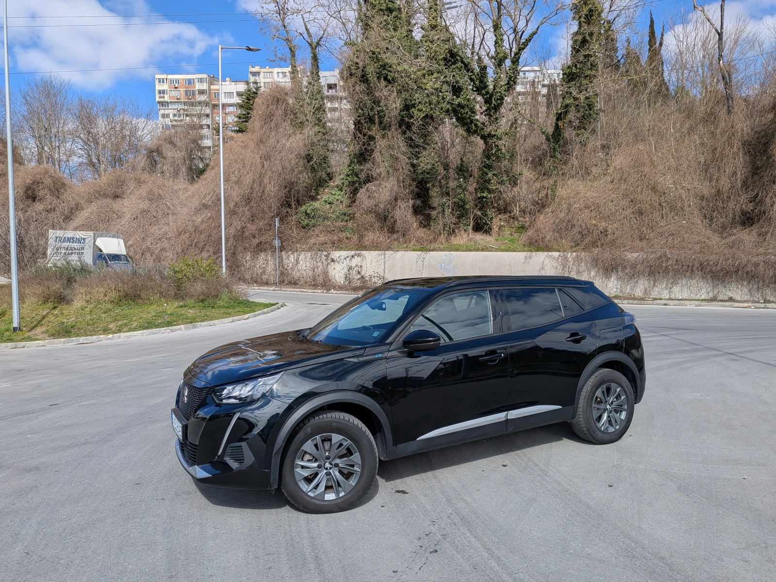 Peugeot 2008 e-Allure, снимка 2 - Автомобили и джипове - 53767158