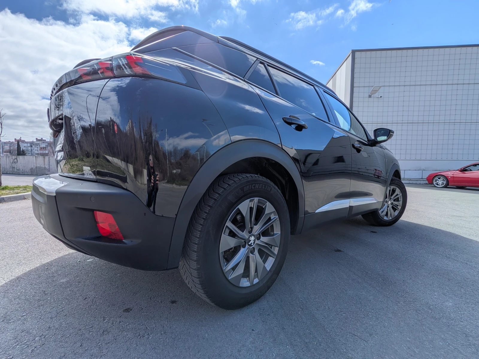Peugeot 2008 e-Allure, снимка 4 - Автомобили и джипове - 53767158