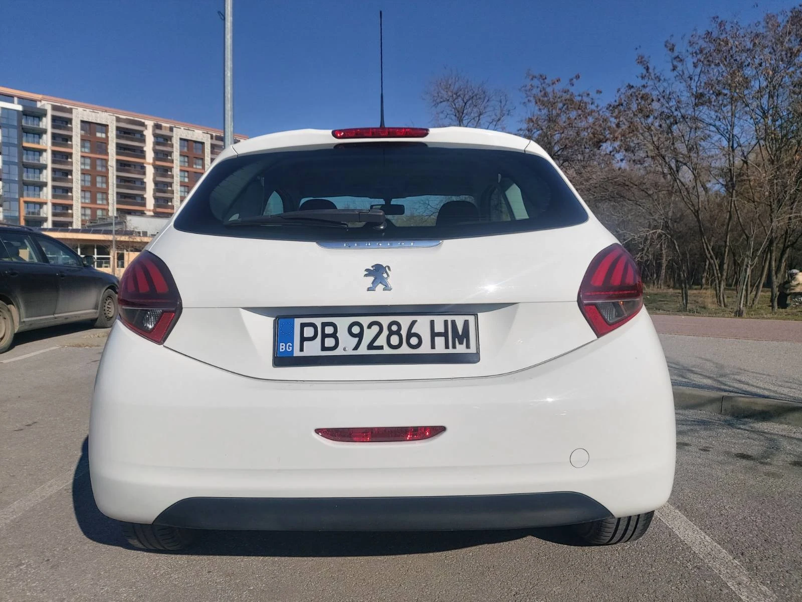 Peugeot 208 Pure Tech, снимка 6 - Автомобили и джипове - 53915323