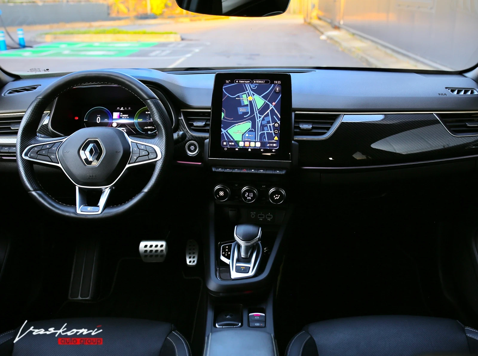 Renault Arkana E-TECH RS Line Esprit Alpine Гаранция, снимка 8 - Автомобили и джипове - 54328309