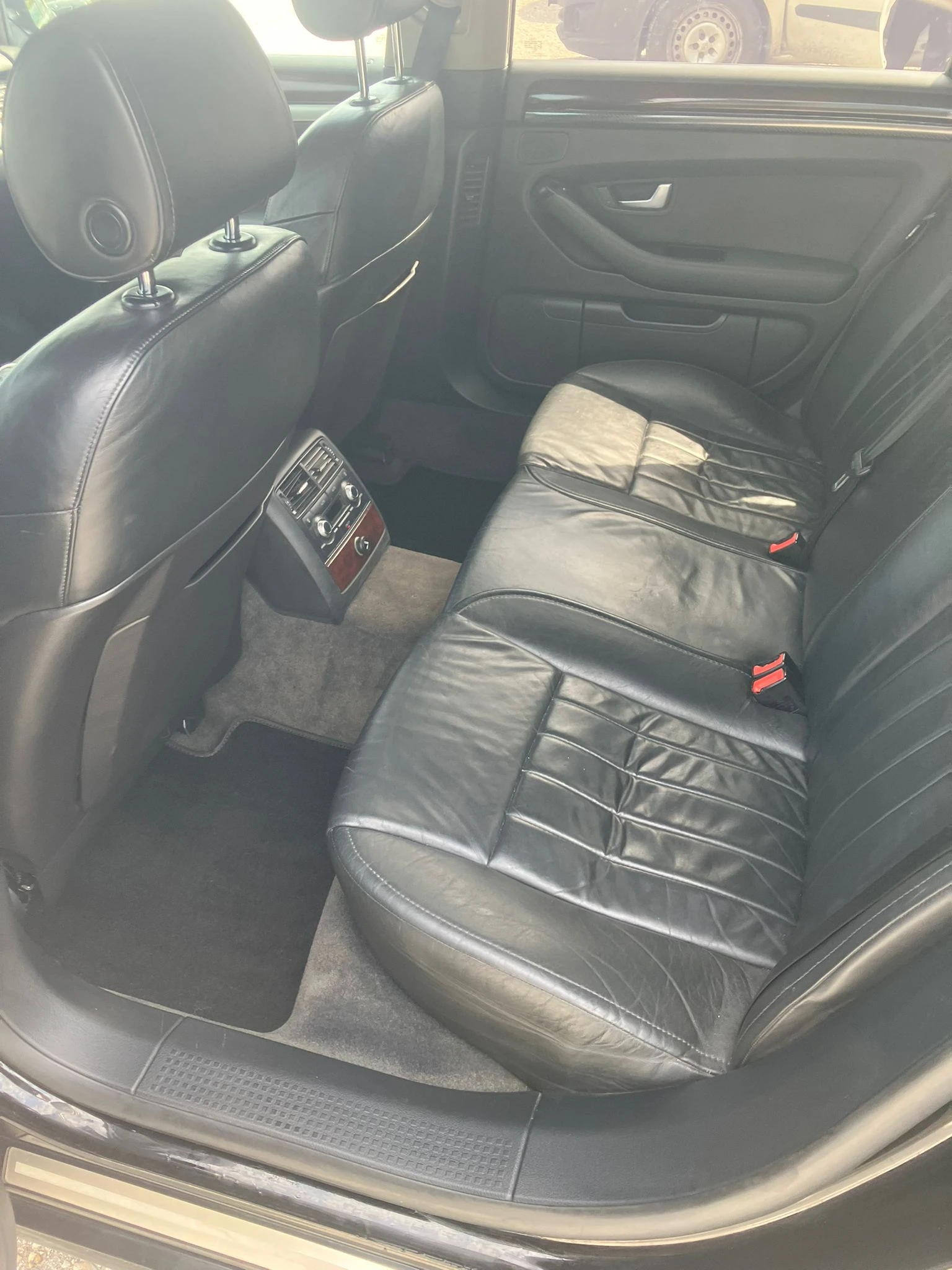 Audi A8, снимка 3 - Автомобили и джипове - 54424085