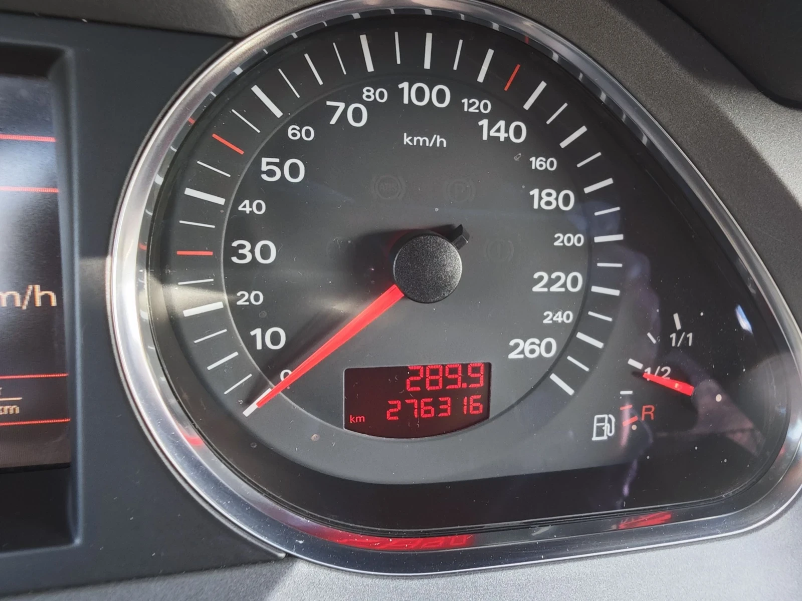 Audi A6 2.0 TFSI, снимка 14 - Автомобили и джипове - 54582319