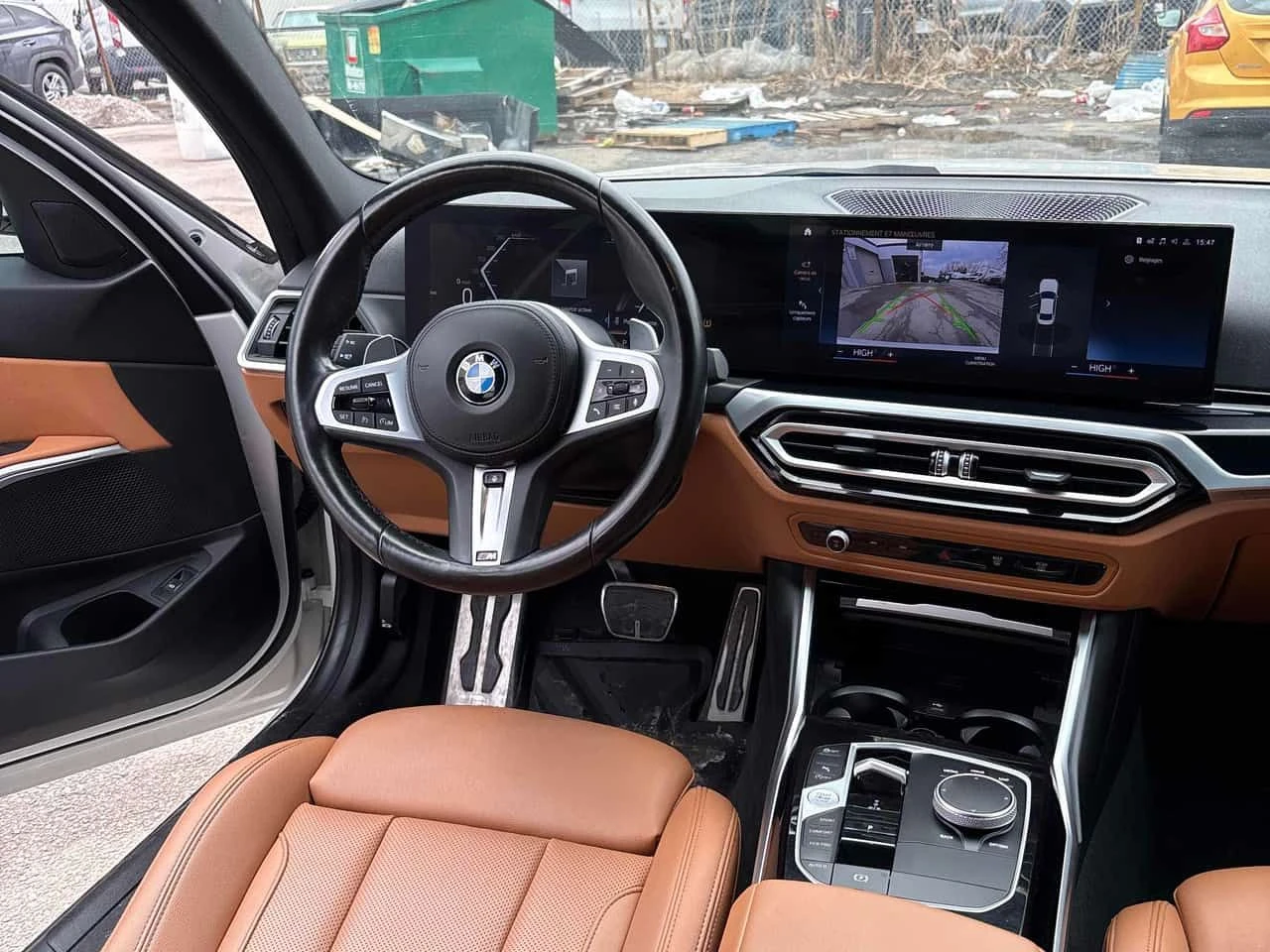 BMW 330 i xDrive| М ПАКЕТ| ПАНОРАМА| ПОДГРЕВИ| 2 КЛЮЧА| , снимка 10 - Автомобили и джипове - 54955634